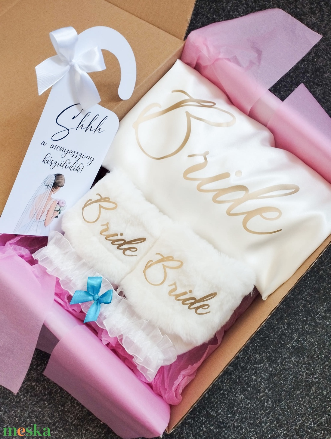 Bride to be box, Ajándékcsomag menyasszonynak - esküvő - emlék & ajándék - doboz - Meska.hu