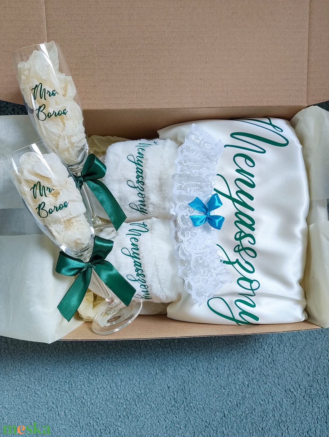 Bride to be box, Ajándékcsomag menyasszonynak - esküvő - esküvői szett - Meska.hu