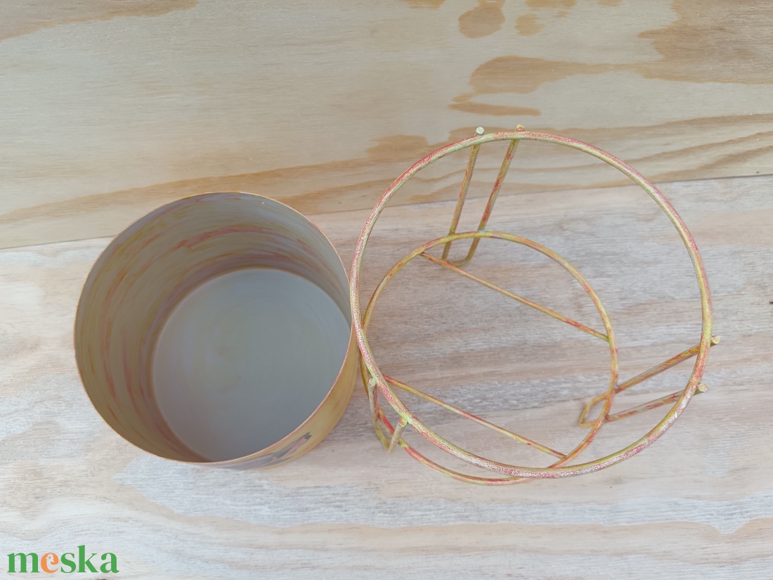 Fém rózs�s vintage kaspó tartóval  - otthon & életmód - virágdekoráció - virágtartó - kaspó - Meska.hu