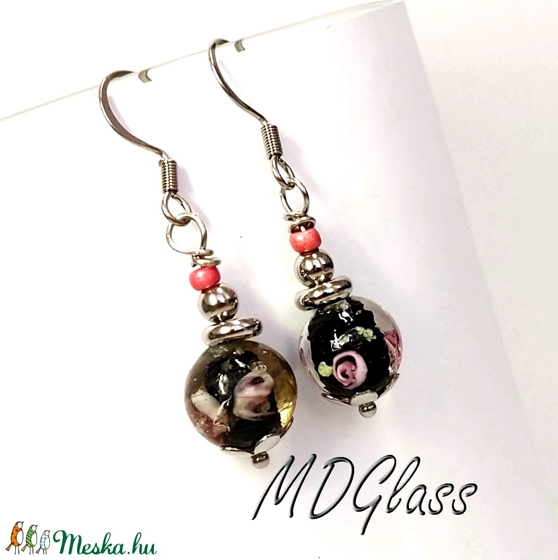 Rózsaszín rózsák lámpagyöngy fülbevaló - ékszer - fülbevaló - lógó fülbevaló - Meska.hu
