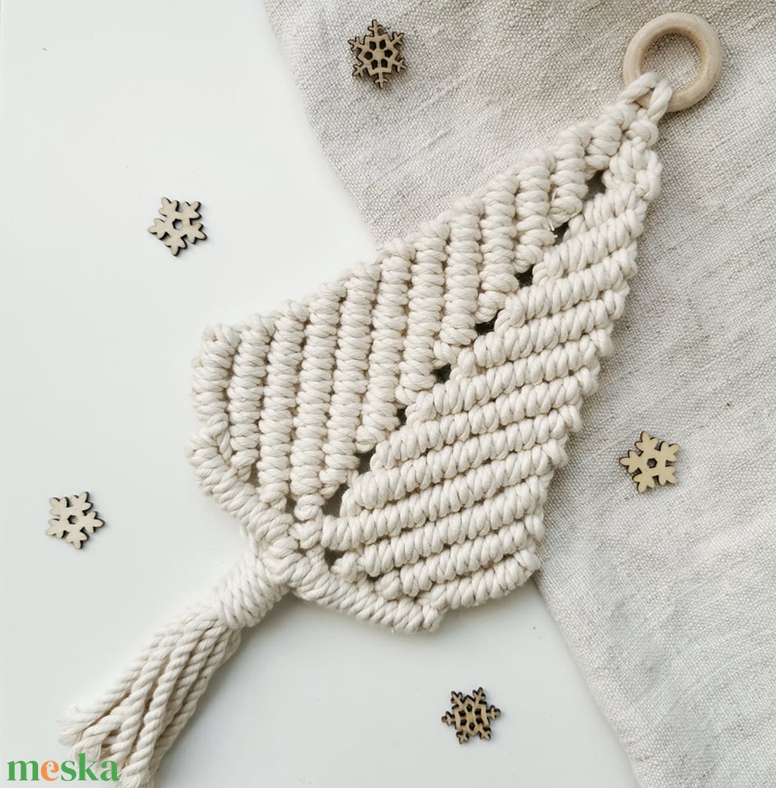 Skandináv Makramé Karácsonyfa falidísz - karácsony - karácsonyi lakásdekoráció - karácsonyfa, grincsfa - Meska.hu