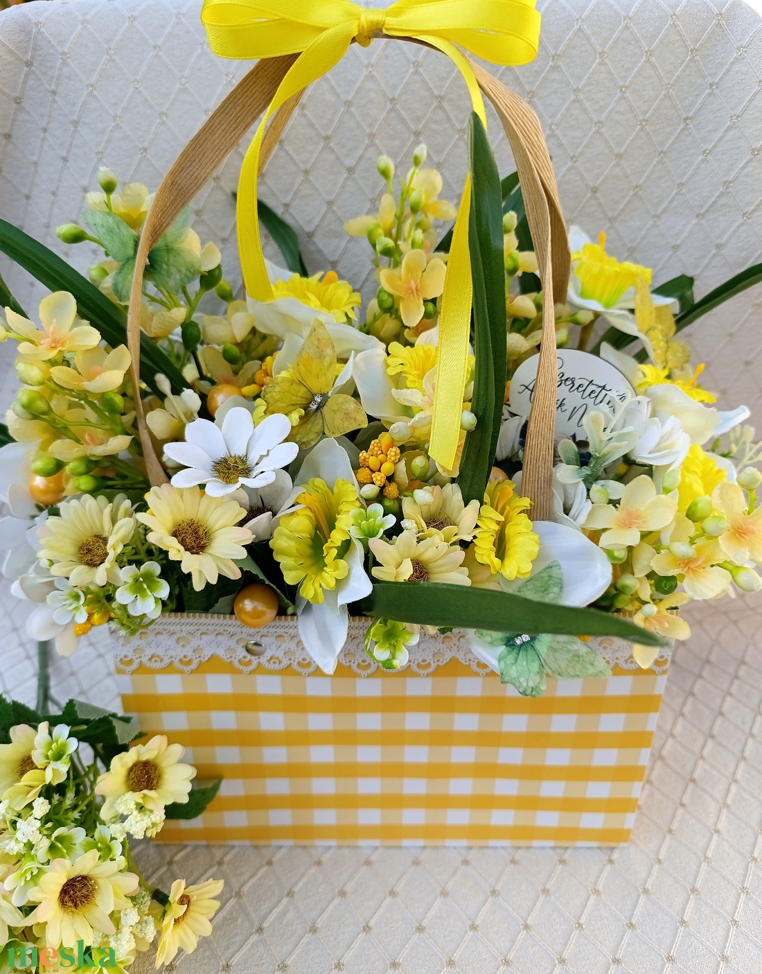 Anyák napi virágtáska  - otthon & életmód - virágdekoráció - virágdíszek - asztali virágdísz - Meska.hu