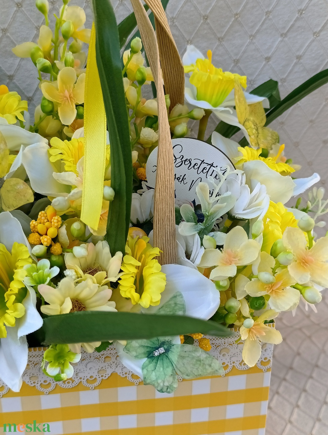 Anyák napi virágtáska  - otthon & életmód - virágdekoráció - virágdíszek - asztali virágdísz - Meska.hu