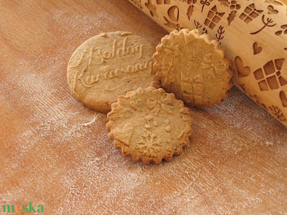 Mintázó sodrófa magyaros mintával - otthon & életmód - konyhafelszerelés, tálalás - sütés, főzés - sütikiszúró - Meska.hu