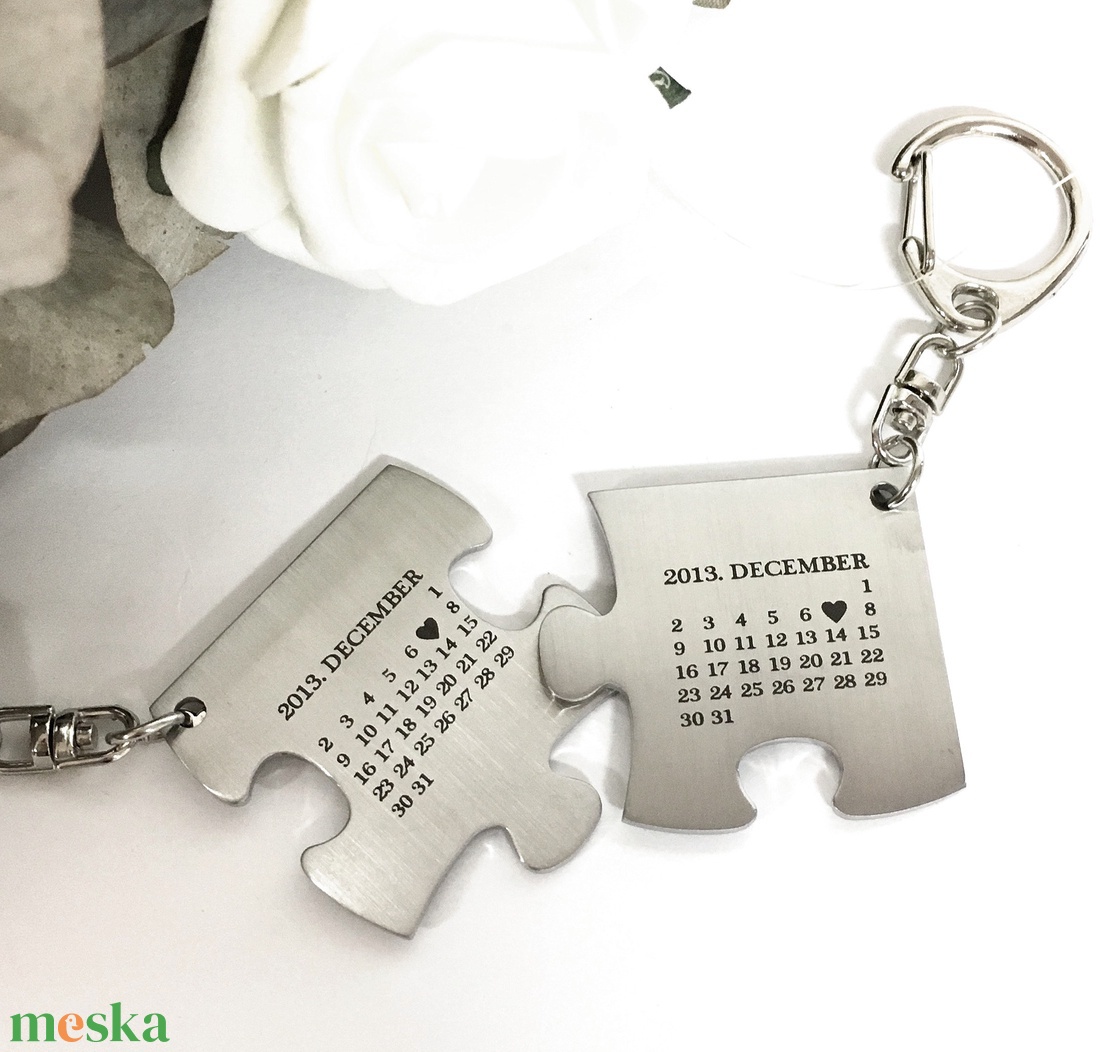 AKCIÓ - Naptáros nemesacél páros puzzle kulcstartó - táska & tok - kulcstartó & táskadísz - kulcstartó - Meska.hu AKCIÓ - Naptáros nemesacél páros puzzle kulcstartó - táska & tok - kulcstartó & táskadísz - kulcstartó - Meska.hu