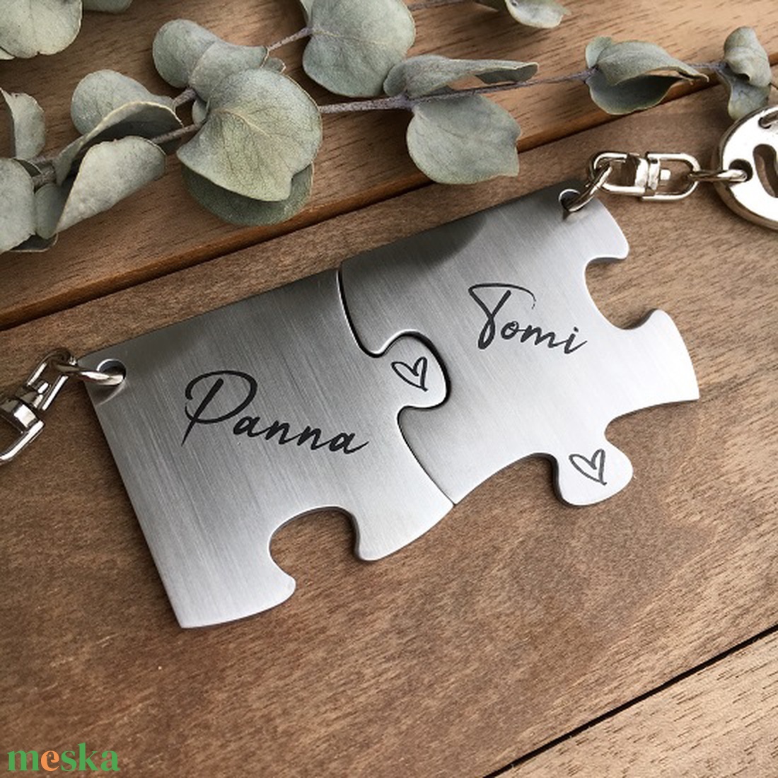 AKCIÓ - Szerelmespár nemesacél páros puzzle kulcstartó + egyedi gravírozás - táska & tok - kulcstartó & táskadísz - kulcstartó - Meska.hu AKCIÓ - Szerelmespár nemesacél páros puzzle kulcstartó + egyedi gravírozás - táska & tok - kulcstartó & táskadísz - kulcstartó - Meska.hu