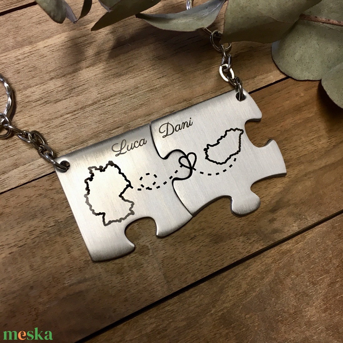 AKCIÓ - Szerelmespár nemesacél páros puzzle kulcstartó + egyedi gravírozás - táska & tok - kulcstartó & táskadísz - kulcstartó - Meska.hu AKCIÓ - Szerelmespár nemesacél páros puzzle kulcstartó + egyedi gravírozás - táska & tok - kulcstartó & táskadísz - kulcstartó - Meska.hu