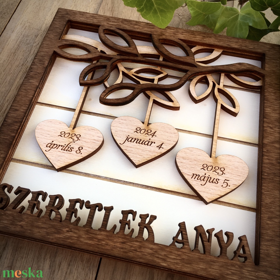 Anyák napi táblakép levél díszítéssel - otthon & életmód - dekoráció - kép & falikép - fából készült kép - Meska.hu Anyák napi táblakép levél díszítéssel - otthon & életmód - dekoráció - kép & falikép - fából készült kép - Meska.hu