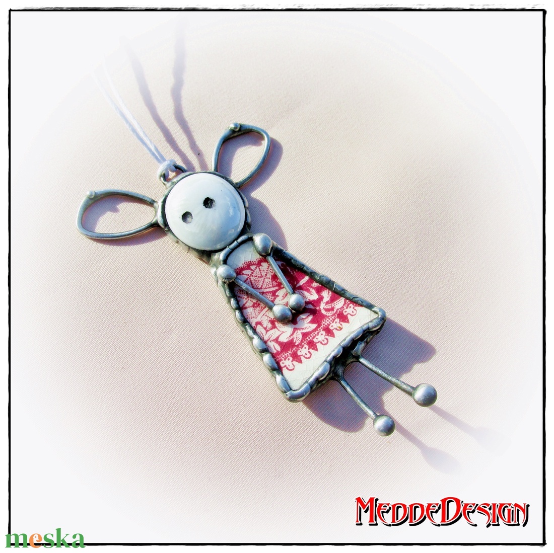 Kisleány BrokenPieces -Retro Vintage- Függődísz Mason porcelánból és üvegből - otthon & lakás - dekoráció - fali és függő dekoráció - függődísz - Meska.hu Kisleány BrokenPieces -Retro Vintage- Függődísz Mason porcelánból és üvegből - otthon & lakás - dekoráció - fali és függő dekoráció - függődísz - Meska.hu