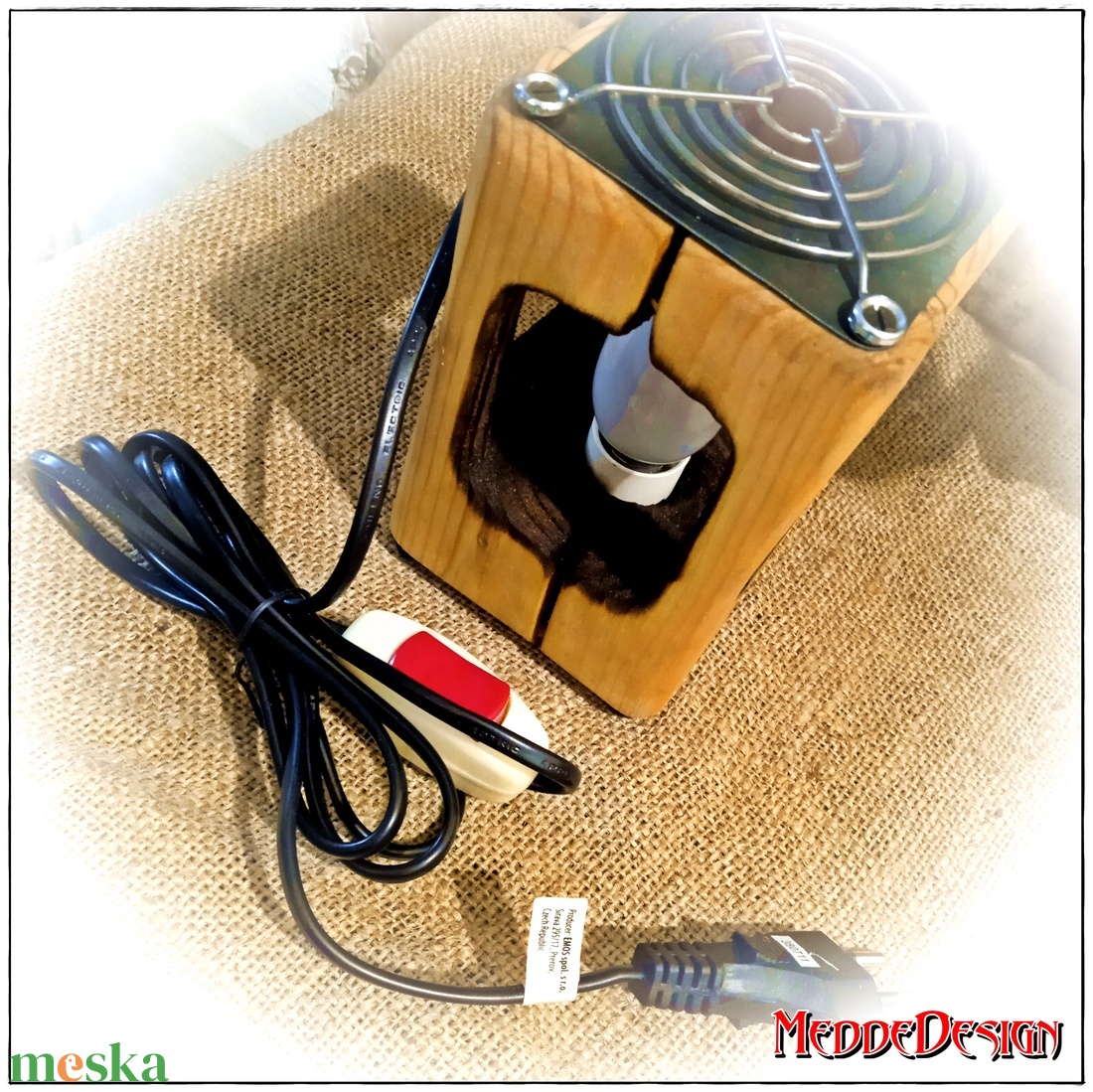 Loft/Industrial típusú kicsi asztali hangulatlámpa fából és fémből - otthon & lakás - lámpa - hangulatlámpa - Meska.hu