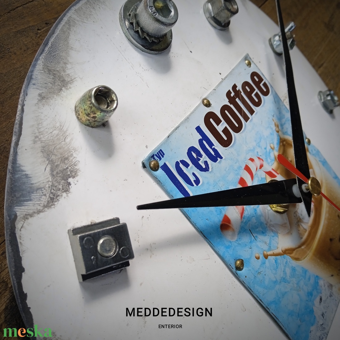 Fészer SufniTuning Recycle Falióra (IcedCoffee) - otthon & életmód - dekoráció - fali és függő dekoráció - falióra & óra - Meska.hu Fészer SufniTuning Recycle Falióra (IcedCoffee) - otthon & életmód - dekoráció - fali és függő dekoráció - falióra & óra - Meska.hu