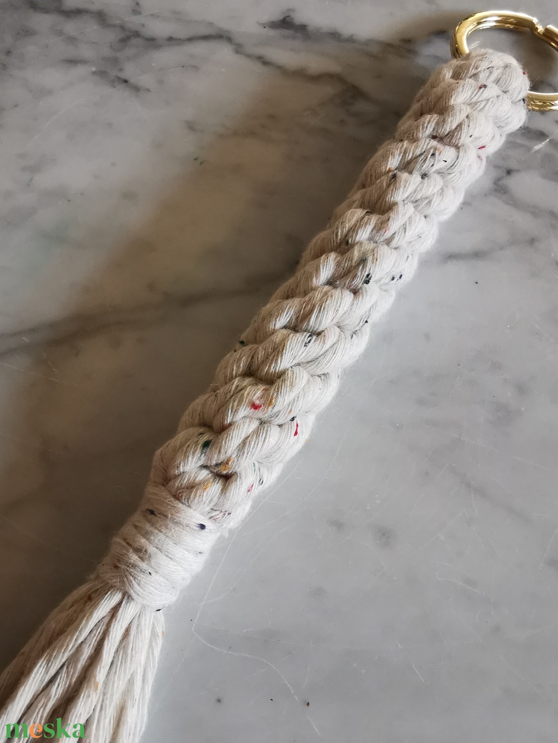 Makramé kulcstartó - táska & tok - kulcstartó & táskadísz - kulcstartó - Meska.hu