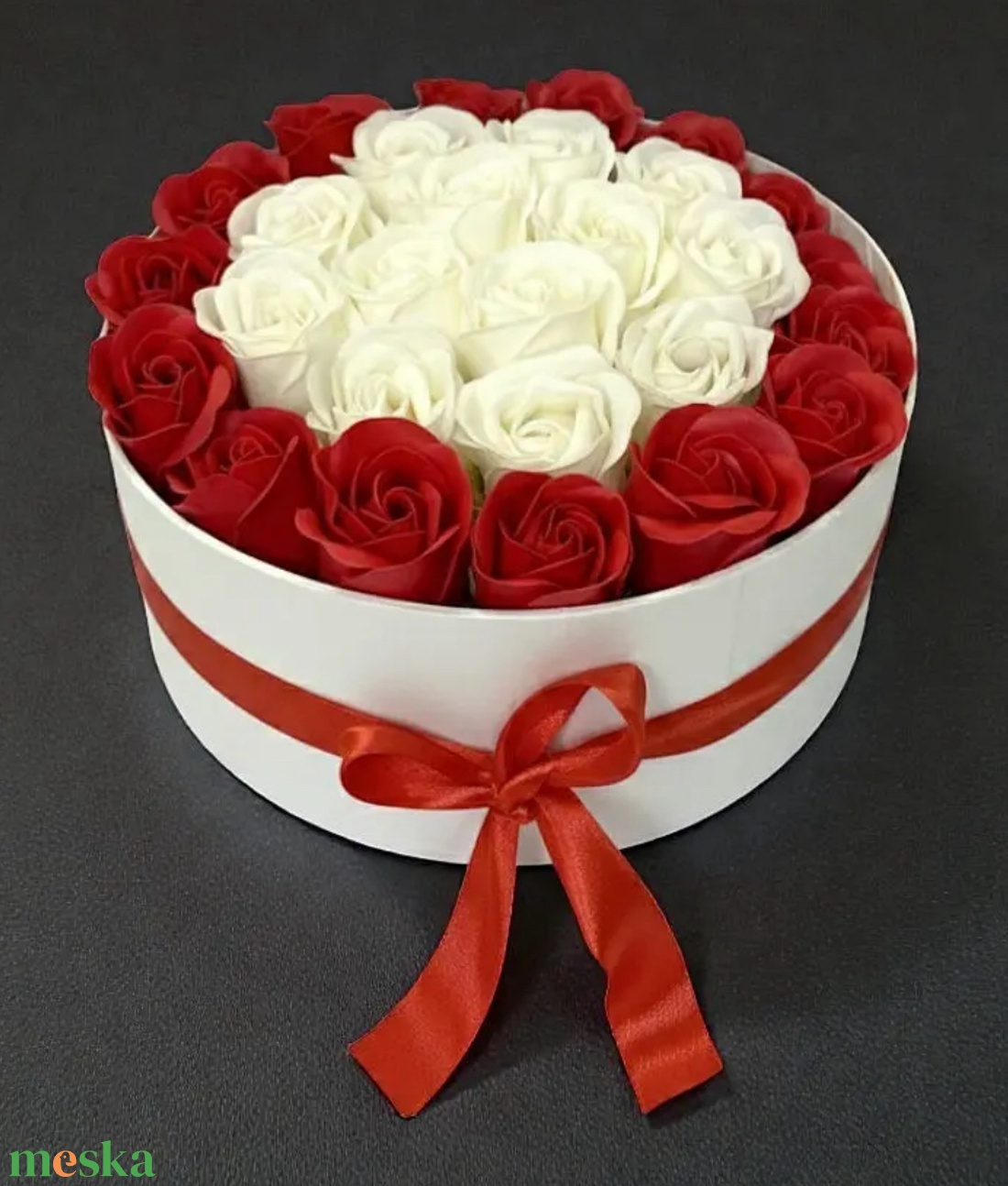 Óriás Szappanrózsa Ajándékcsokor Nőknek - otthon & életmód - virágdekoráció - virágok - virágbox - Meska.hu