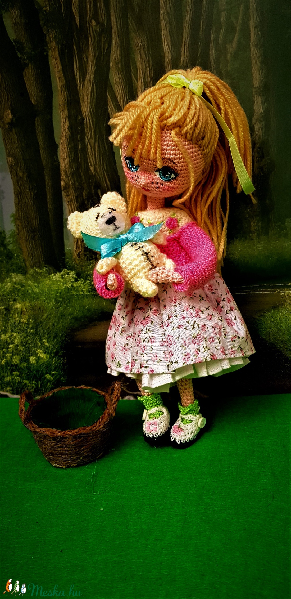 Zsuzsu baba rózsaszín pulcsiban - játék & sport - baba & babaház - öltöztethető baba - Meska.hu