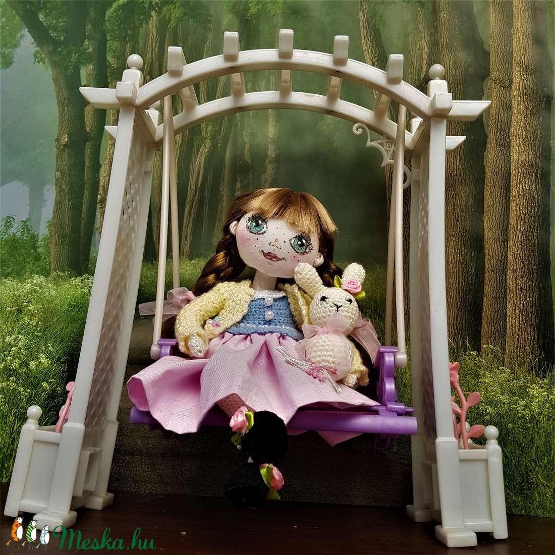 Zsuzsu baba a kis rózsaszín szoknyás - játék & sport - baba & babaház - öltöztethető baba - Meska.hu