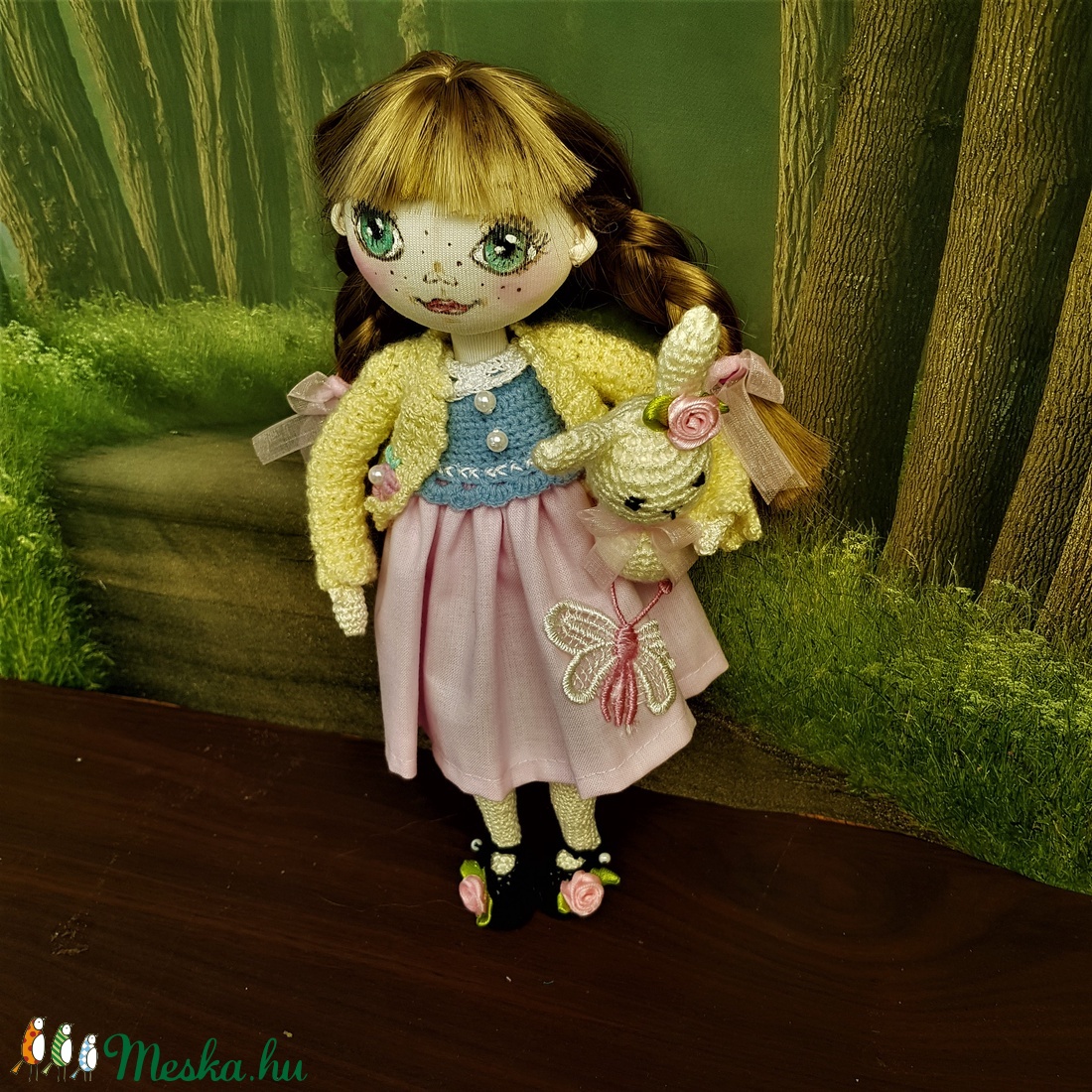 Zsuzsu baba a kis rózsaszín szoknyás - játék & sport - baba & babaház - öltöztethető baba - Meska.hu