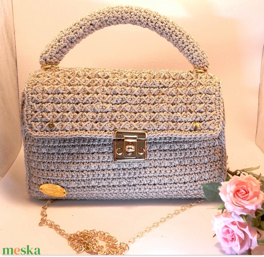 Homokszínű kézitáska - táska & tok - kézitáska & válltáska - kézitáska - Meska.hu