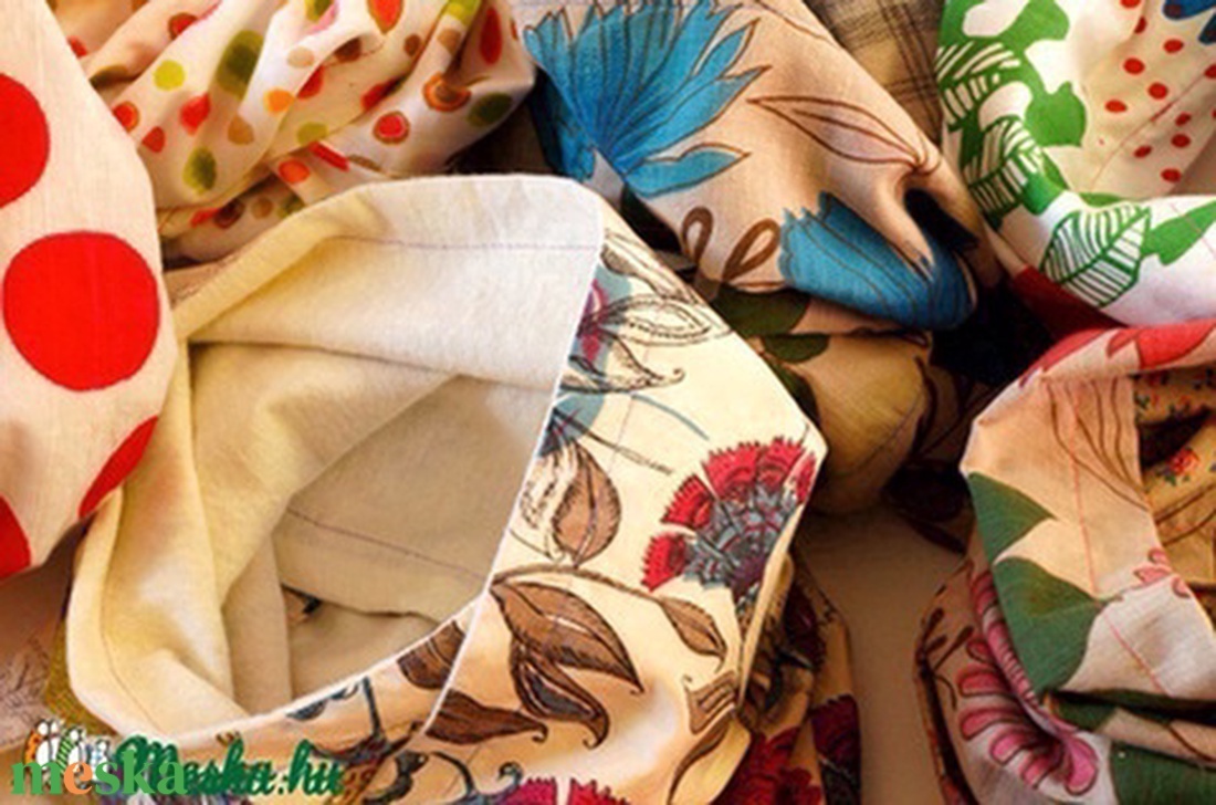 Pöttyös nyakmelegítő - ruha & divat - sál, sapka, kendő - Meska.hu