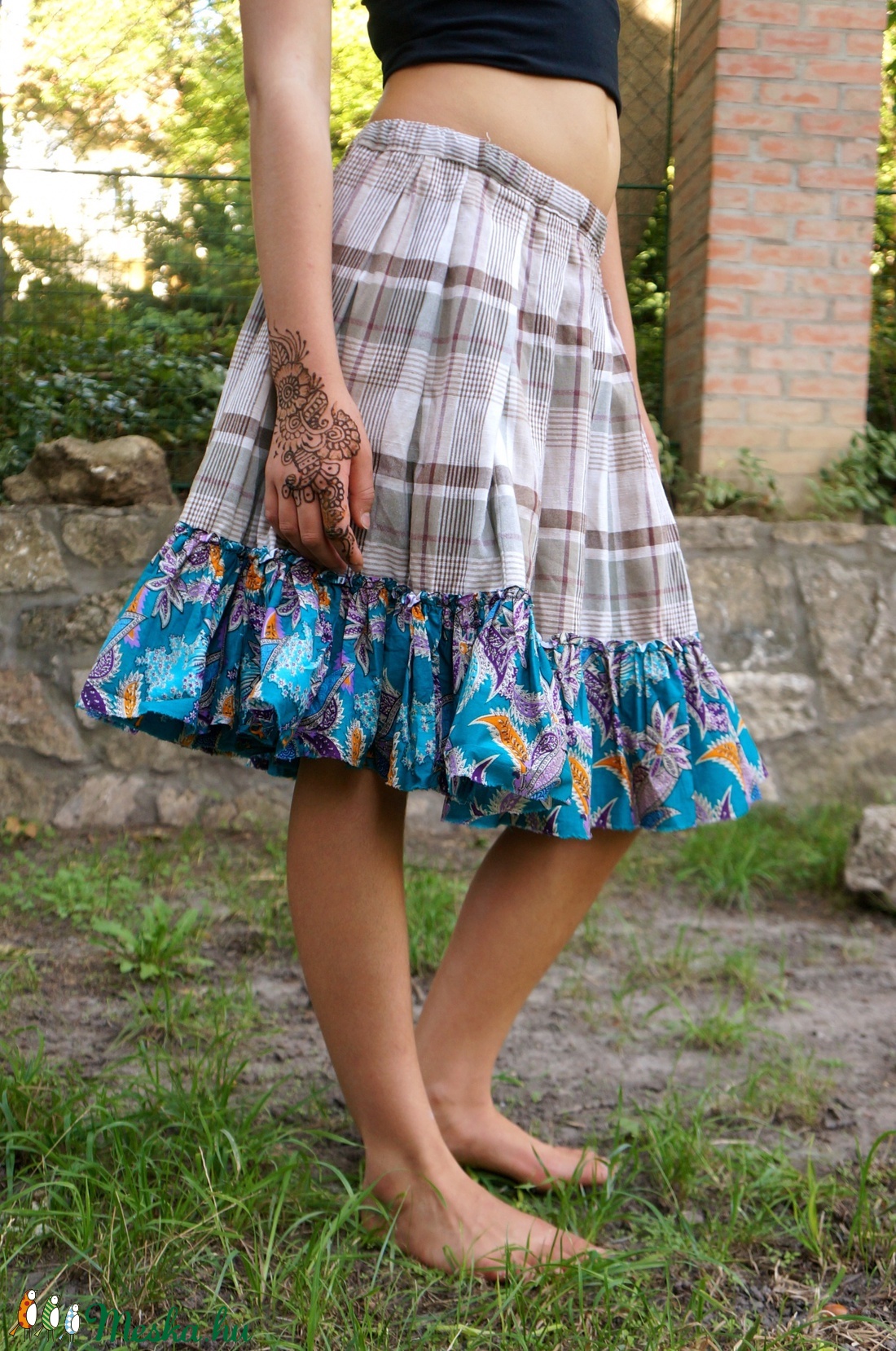Upcycled újrahasznosított szoknyából készült szoknya - ruha & divat - női ruha - szoknya - Meska.hu Upcycled újrahasznosított szoknyából készült szoknya - ruha & divat - női ruha - szoknya - Meska.hu