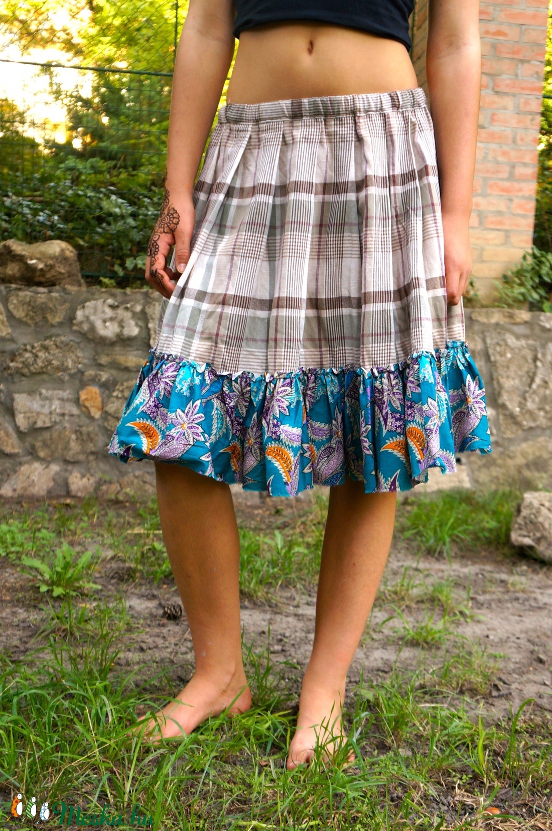 Upcycled újrahasznosított szoknyából készült szoknya - ruha & divat - női ruha - szoknya - Meska.hu Upcycled újrahasznosított szoknyából készült szoknya - ruha & divat - női ruha - szoknya - Meska.hu