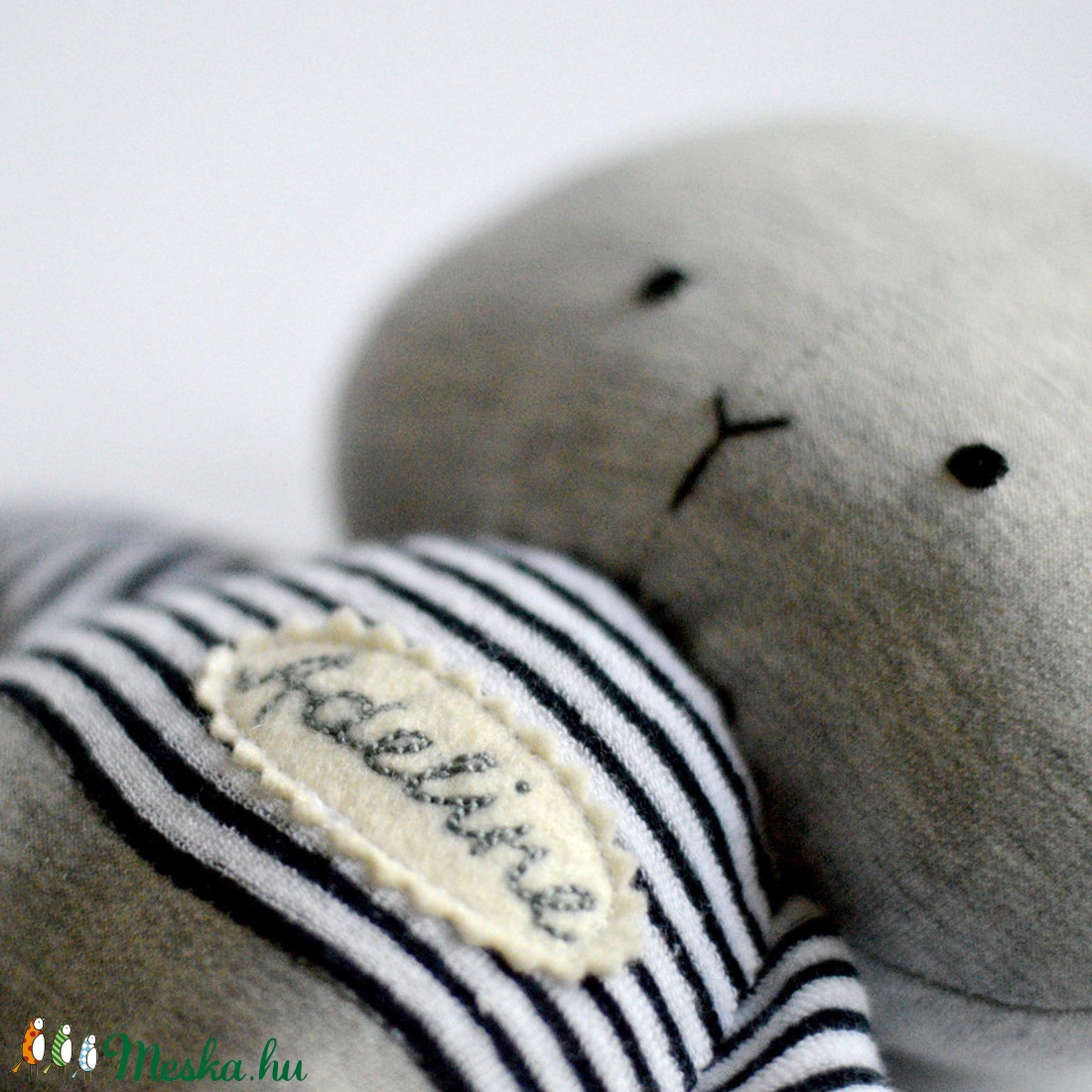 Névre szóló nyúl nyuszi játék játékfigura állatfigura plüss szürke kék fehér csíkos -  - Meska.hu