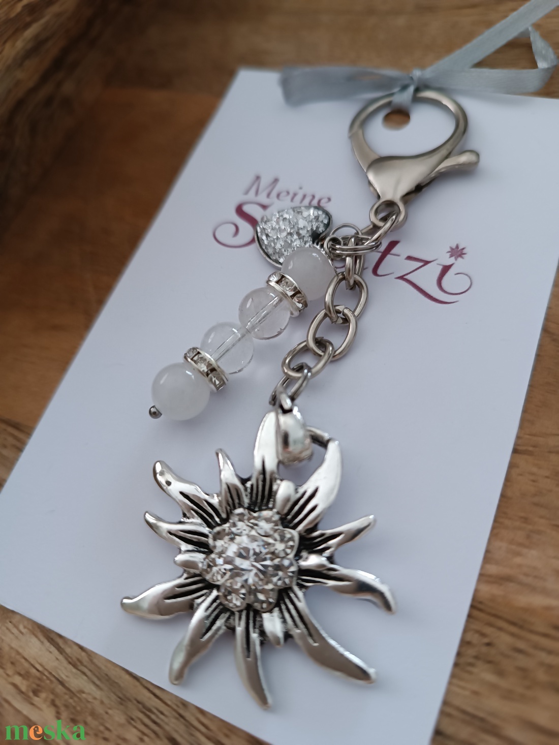 Edelweiss / Havasi gyopár fehér kulcstartó, táskadísz - táska & tok - kulcstartó & táskadísz - táskadísz - Meska.hu Edelweiss / Havasi gyopár fehér kulcstartó, táskadísz - táska & tok - kulcstartó & táskadísz - táskadísz - Meska.hu