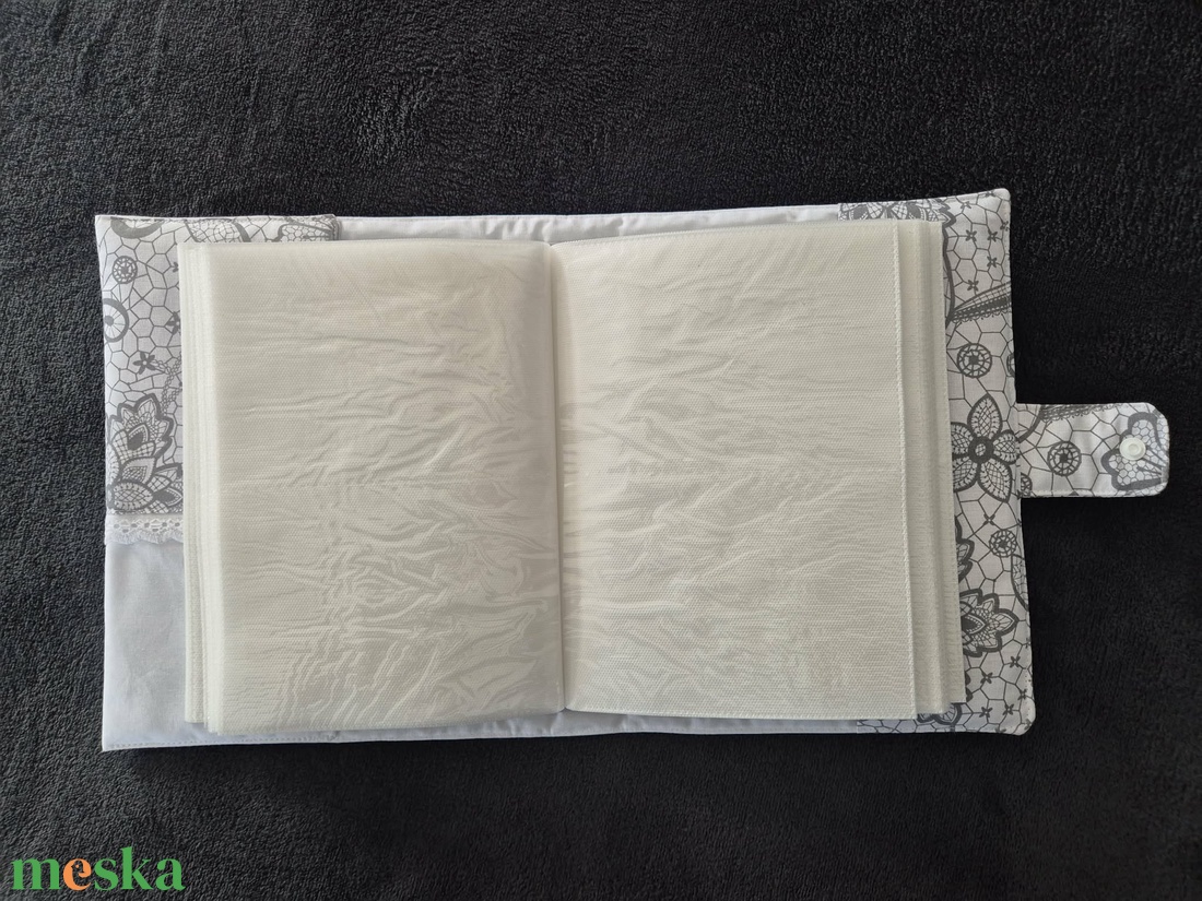 Egyedi névvel rendelhető fotóalbumborító+album - otthon & életmód - papír, írószer - album & fotóalbum - Meska.hu