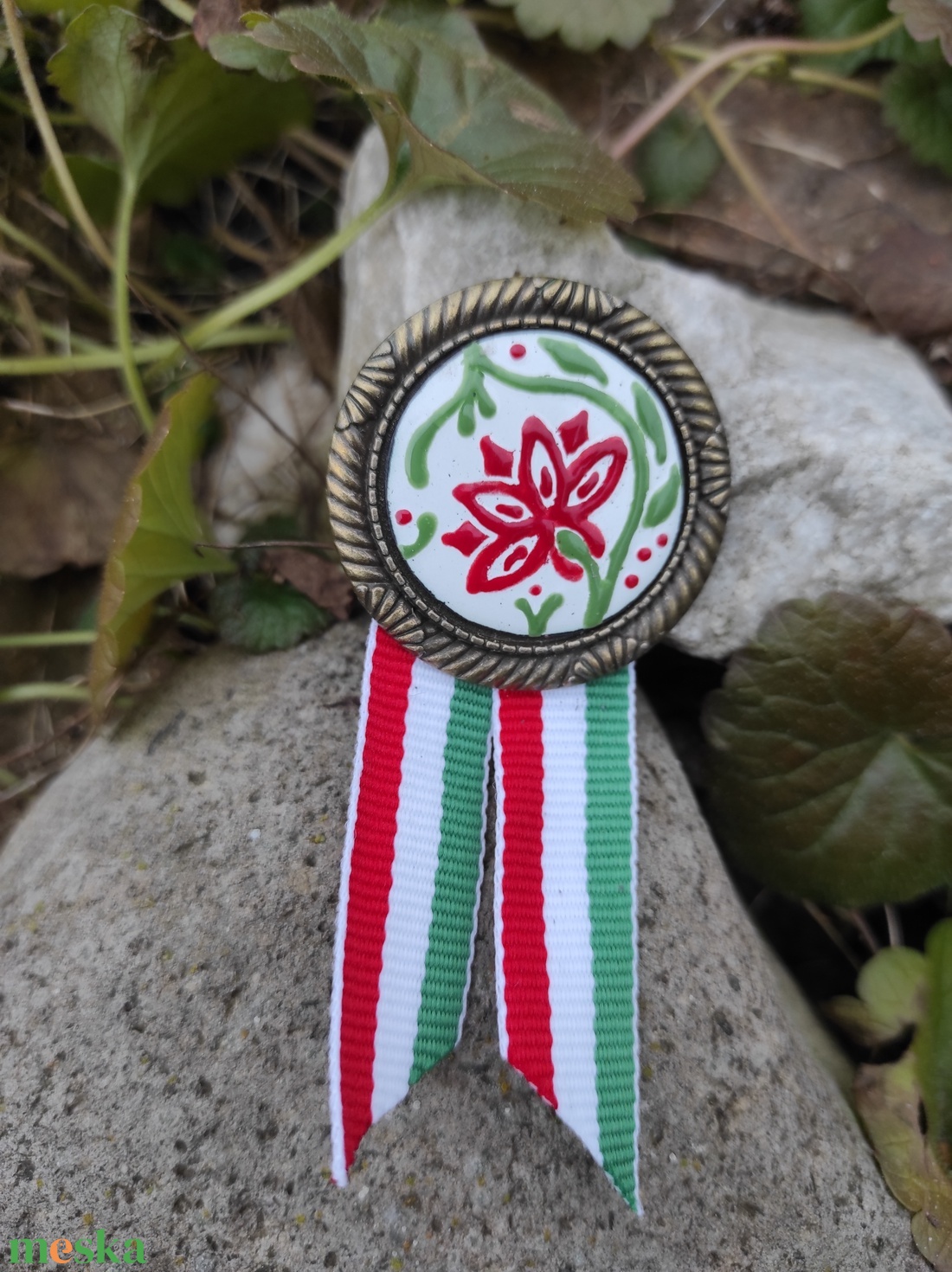 Kokárda - ékszer - kitűző és bross - Meska.hu
