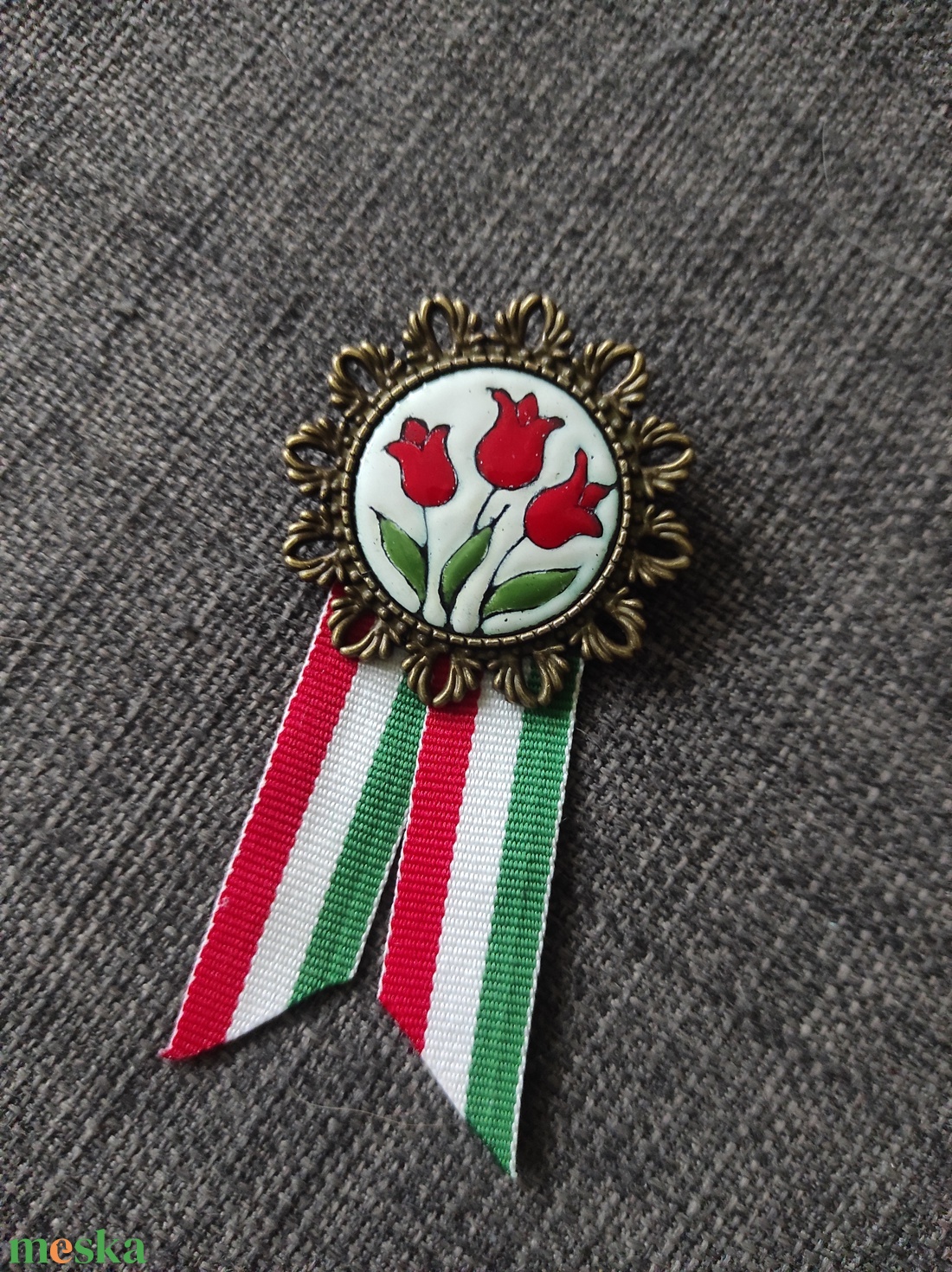 Kokárda  - ékszer - kitűző és bross - Meska.hu