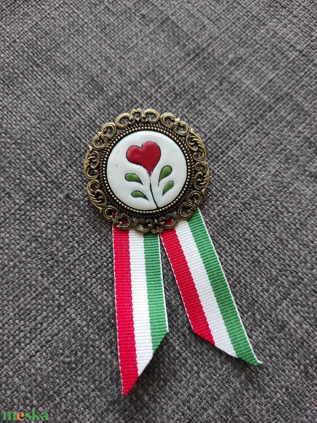 Kokárda - ékszer - kitűző és bross - Meska.hu