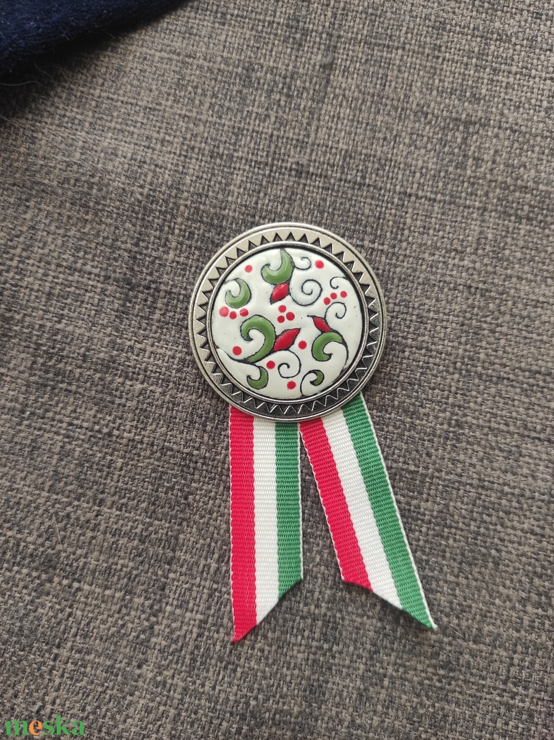 Kokárda - ékszer - kitűző és bross - Meska.hu