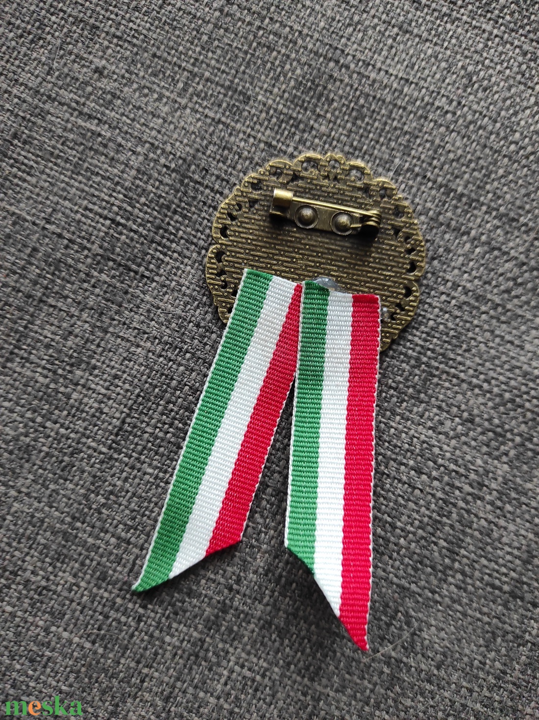 Kokárda - ékszer - kitűző és bross - Meska.hu
