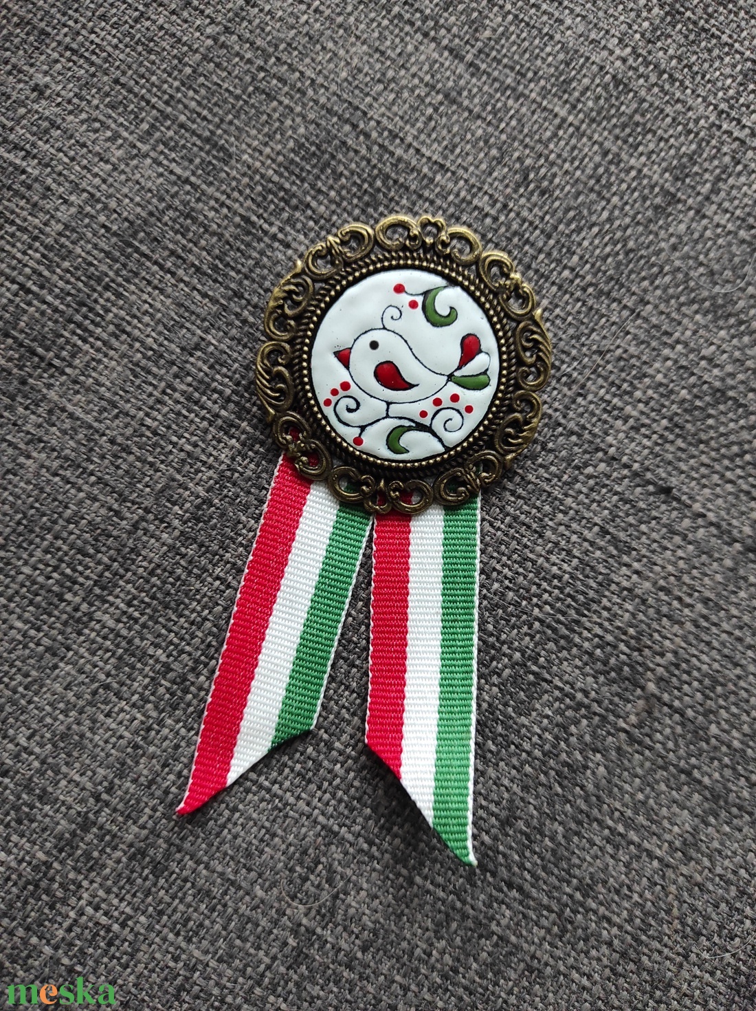 Kokárda - ékszer - kitűző és bross - Meska.hu