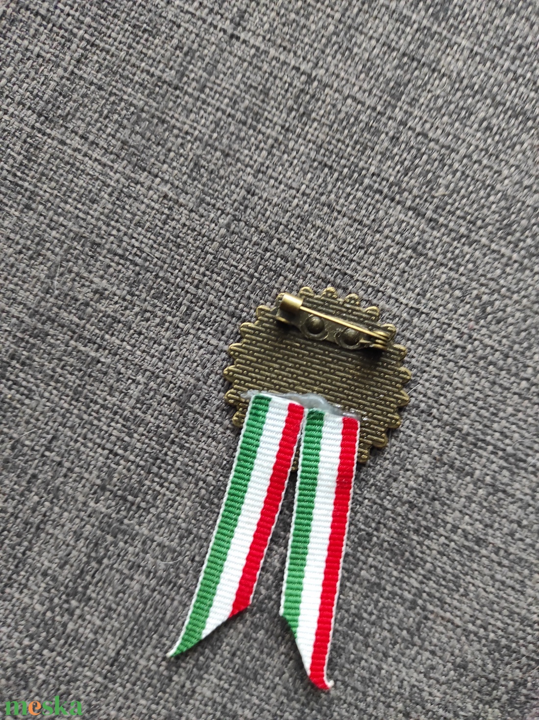 Kokárda - ékszer - kitűző és bross - Meska.hu