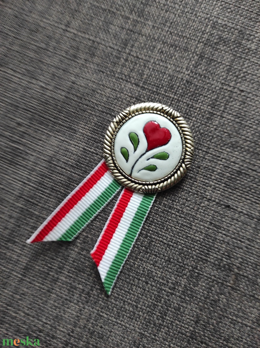 Kokárda - ékszer - kitűző és bross - Meska.hu