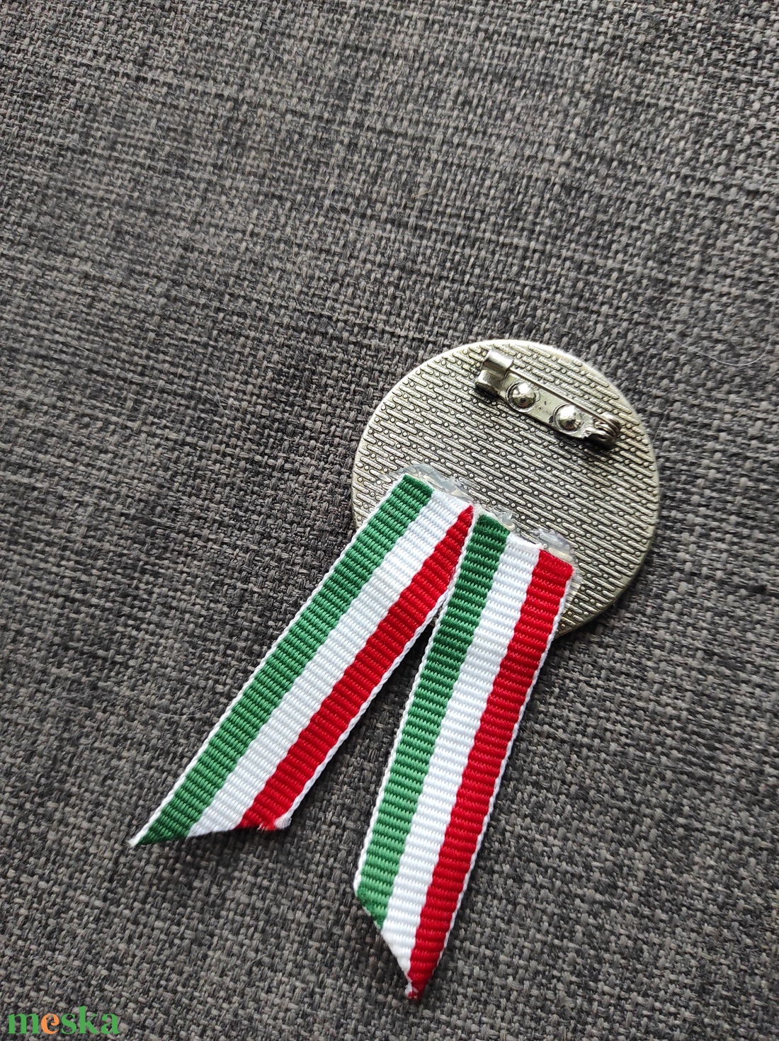 Kokárda - ékszer - kitűző és bross - Meska.hu