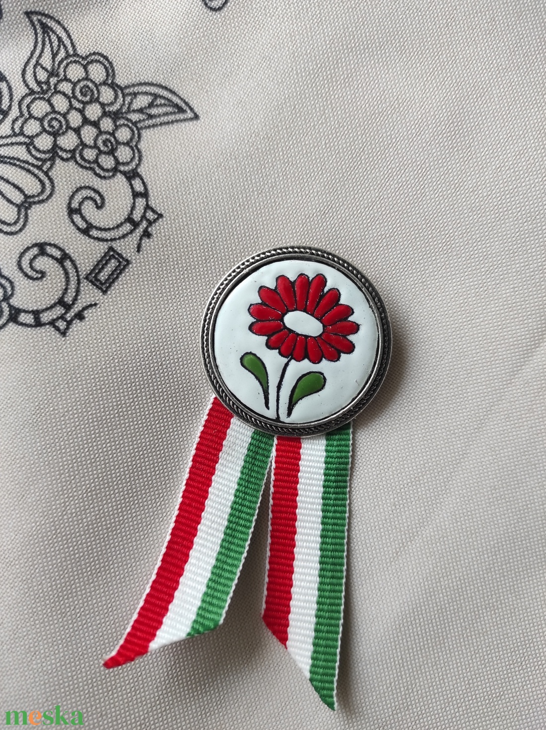Kokárda - ékszer - kitűző és bross - Meska.hu