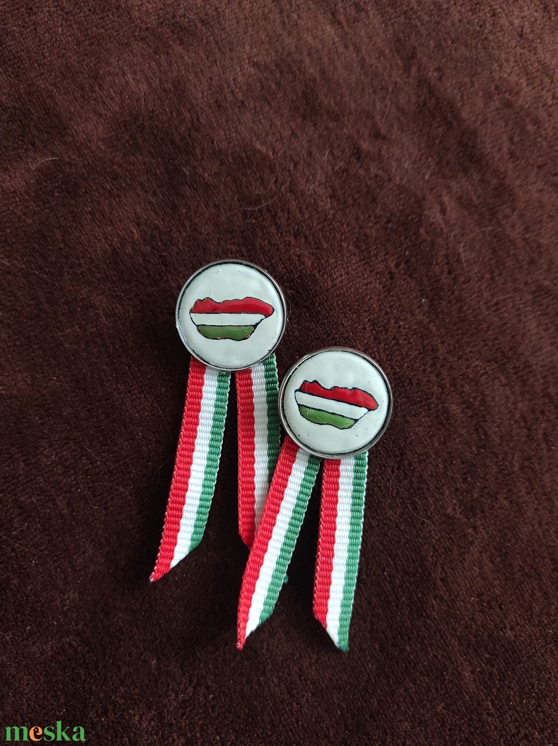 Együtt olcsóbb.Kokárda szett - ékszer - kitűző és bross - Meska.hu