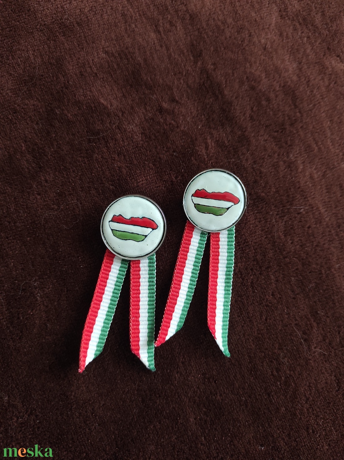 Együtt olcsóbb.Kokárda szett - ékszer - kitűző és bross - Meska.hu