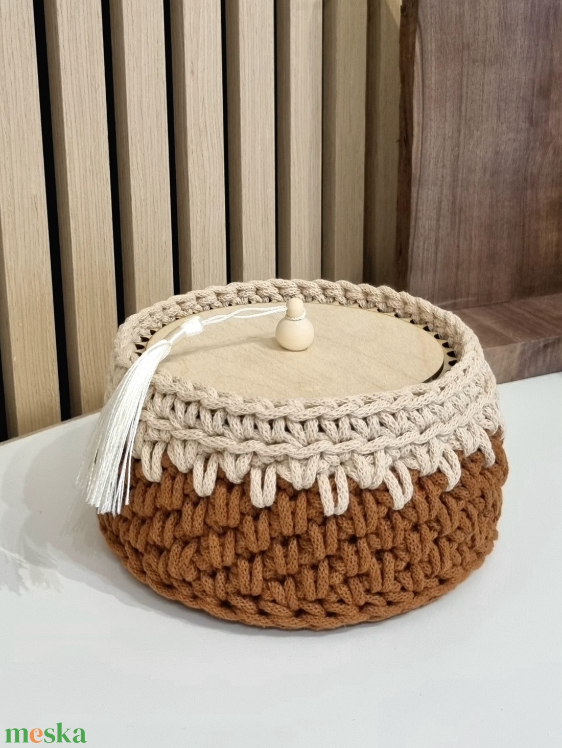 Horgolt tároló - otthon & életmód - dekoráció - asztal és polc dekoráció - horgolt & csipketerítő - Meska.hu