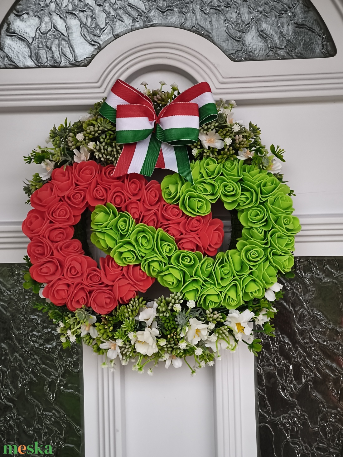 TISZA-stílusú nemzeti színű ajtódísz � Végtelen jel alakú habrózsa kopogtató - otthon & életmód - dekoráció - ajtó- és ablak dekoráció - ajtódísz & kopogtató - Meska.hu