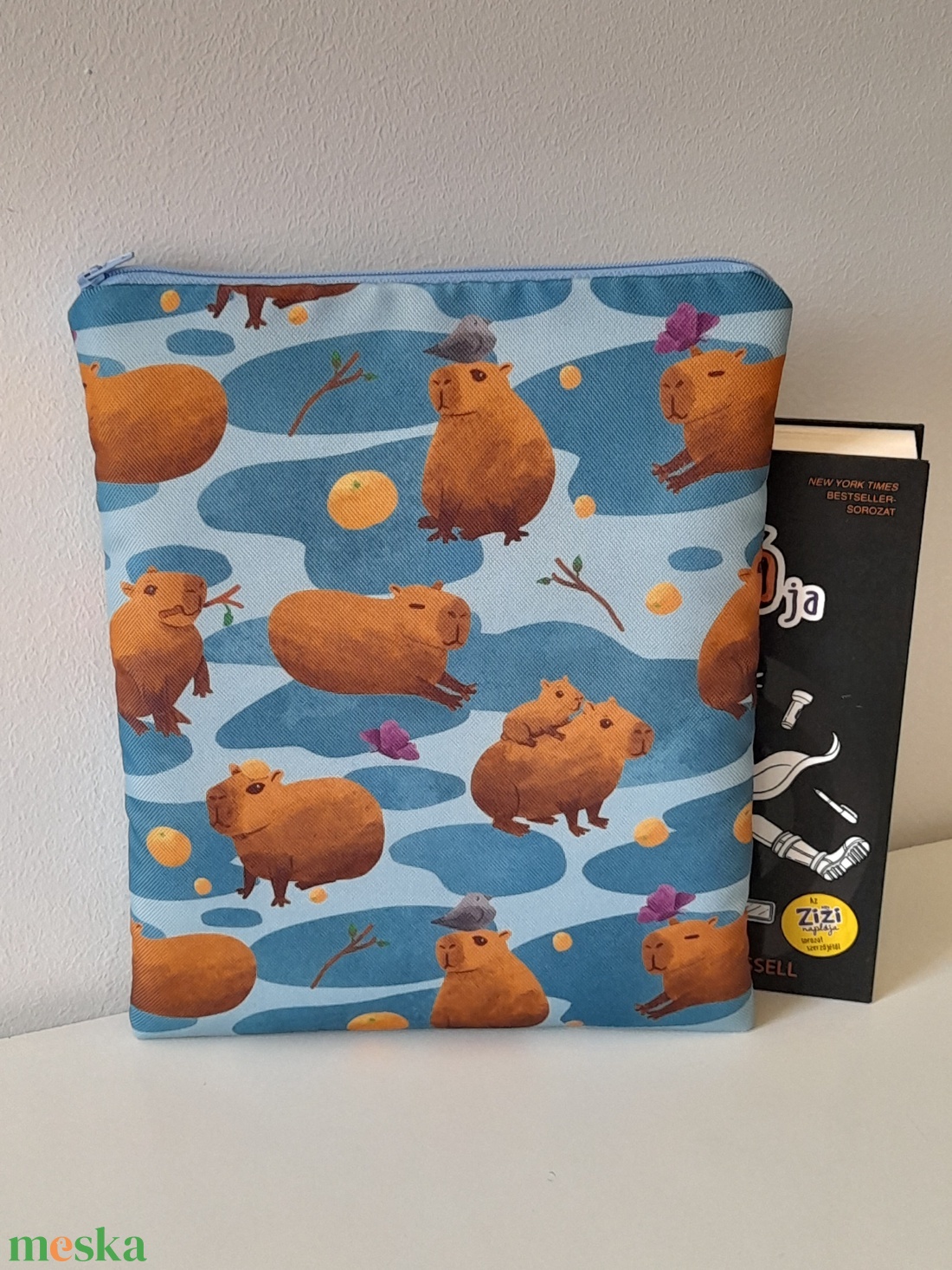 Könyvtok capibara mintás vízálló  - könyv & zene - könyvtok - Meska.hu