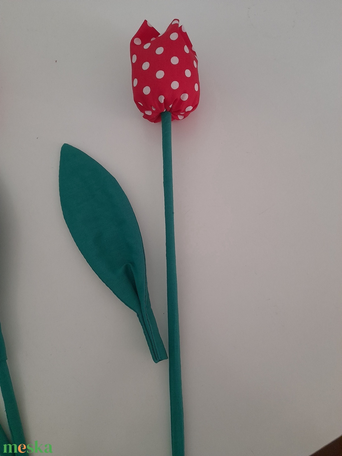 Textil tulipán piros fehér pettyes  - otthon & életmód - dekoráció - asztal és polc dekoráció - asztaldísz - Meska.hu