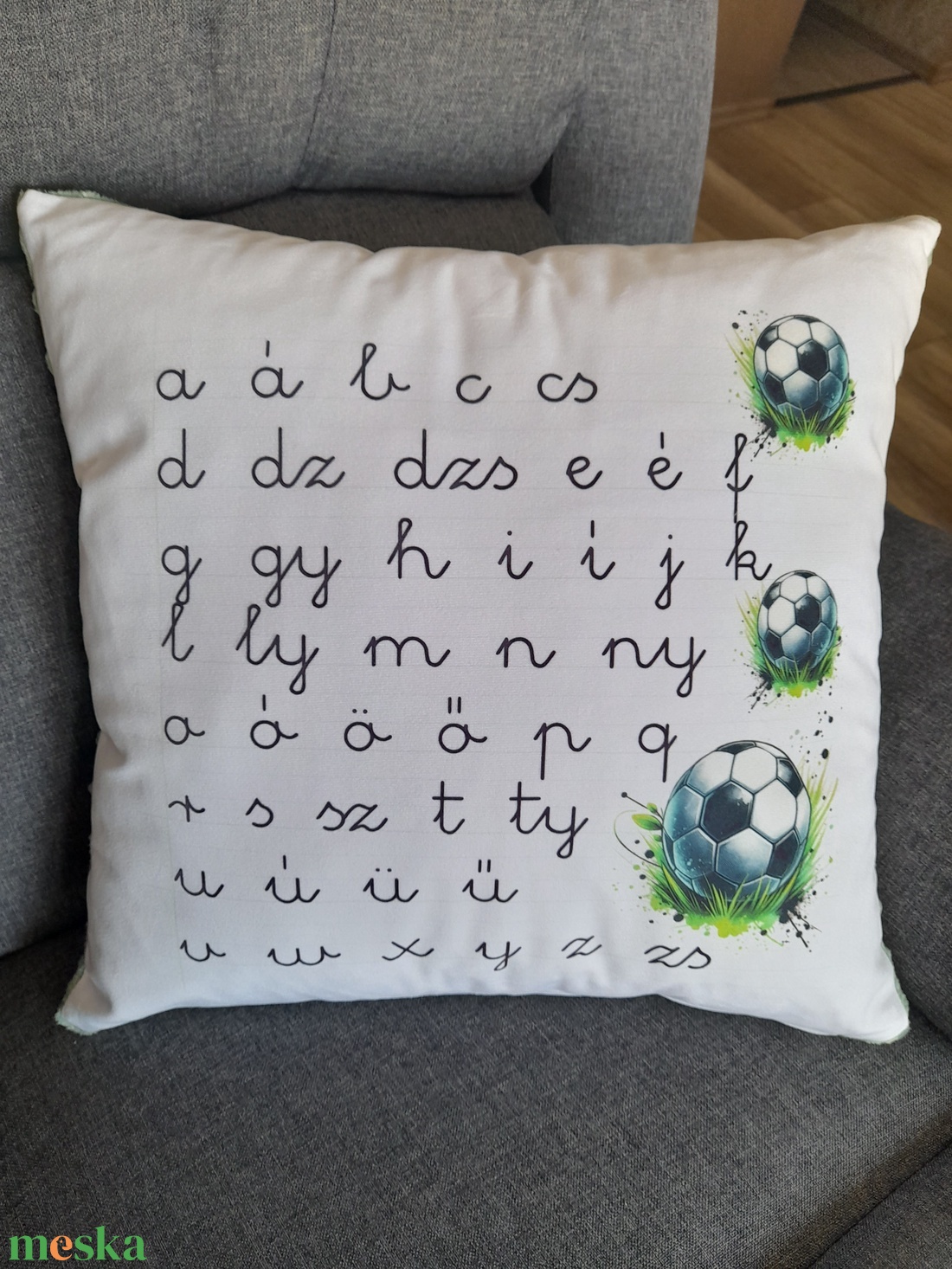 ABC mintás fejlesztő díszpárna focis - baba - mama - babaszoba dekoráció - gyerek díszpárna - Meska.hu