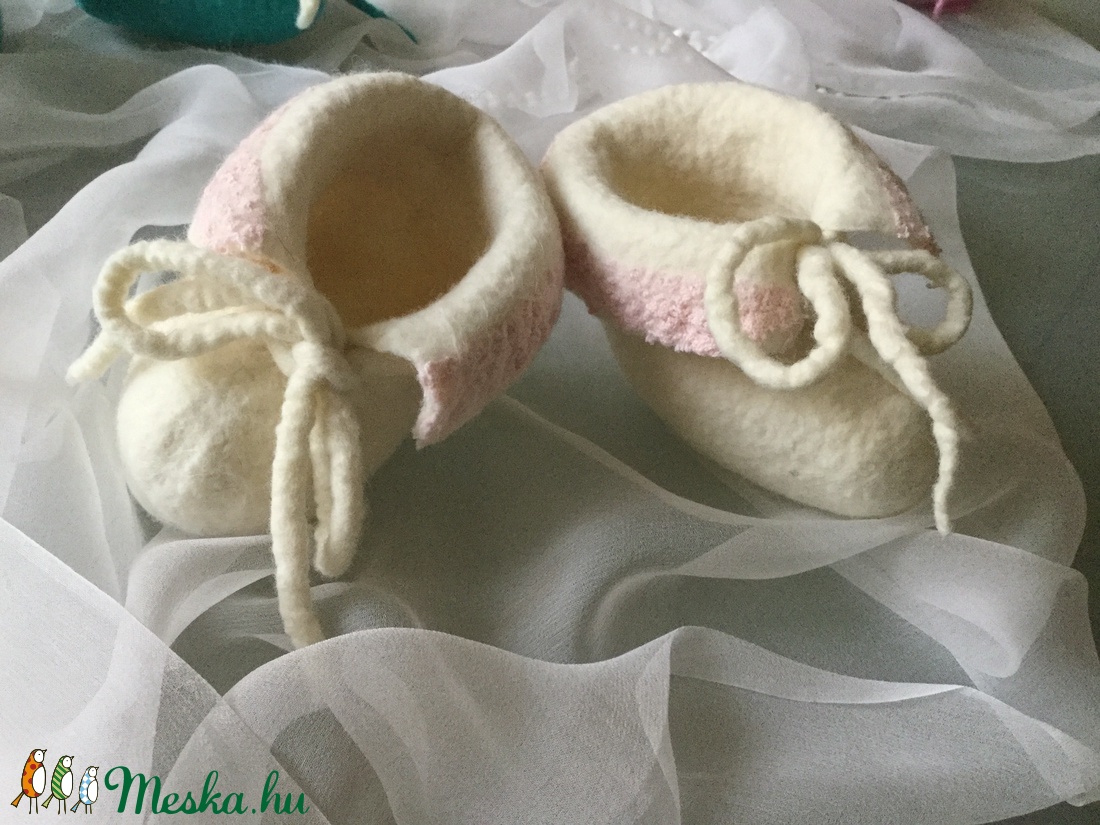 Nemez baba cipő - ruha & divat - babaruha & gyerekruha - Meska.hu