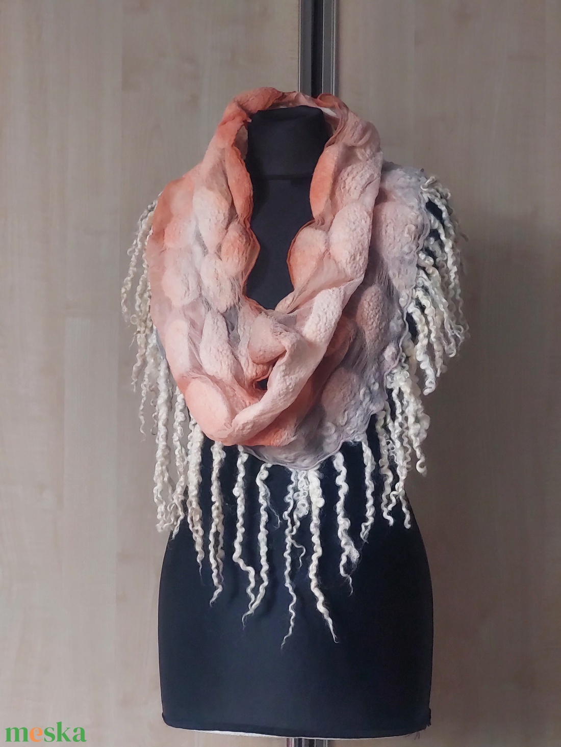 Buborék nemez sál - ruha & divat - sál, sapka, kendő - fejpánt - Meska.hu Buborék nemez sál - ruha & divat - sál, sapka, kendő - fejpánt - Meska.hu