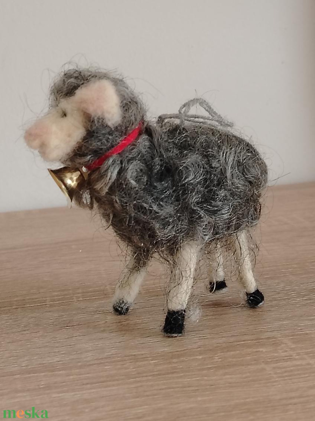 Nemez bárányka - karácsony - karácsonyi ajándékozás - karácsonyi ajándékcsomagolás - Meska.hu