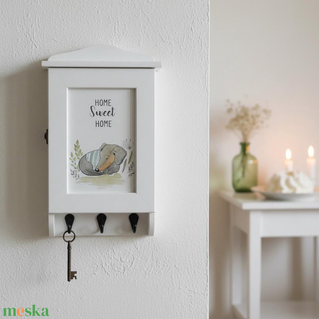 Tacsi Kulcstartó szekrény, kulcsos szekrény, egyedi felirattal is - otthon & életmód - dekoráció - fali és függő dekoráció - fali kulcstartó - Meska.hu