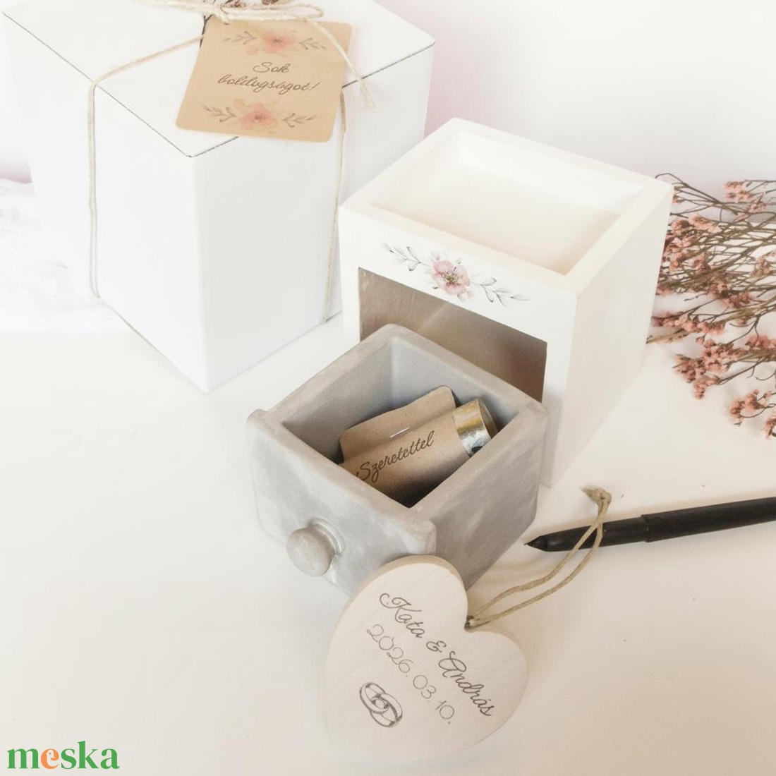 Fókós esküvői pénzátadó doboz szívvel - esküvő - emlék & ajándék - nászajándék - esküvői pénzátadó doboz - Meska.hu