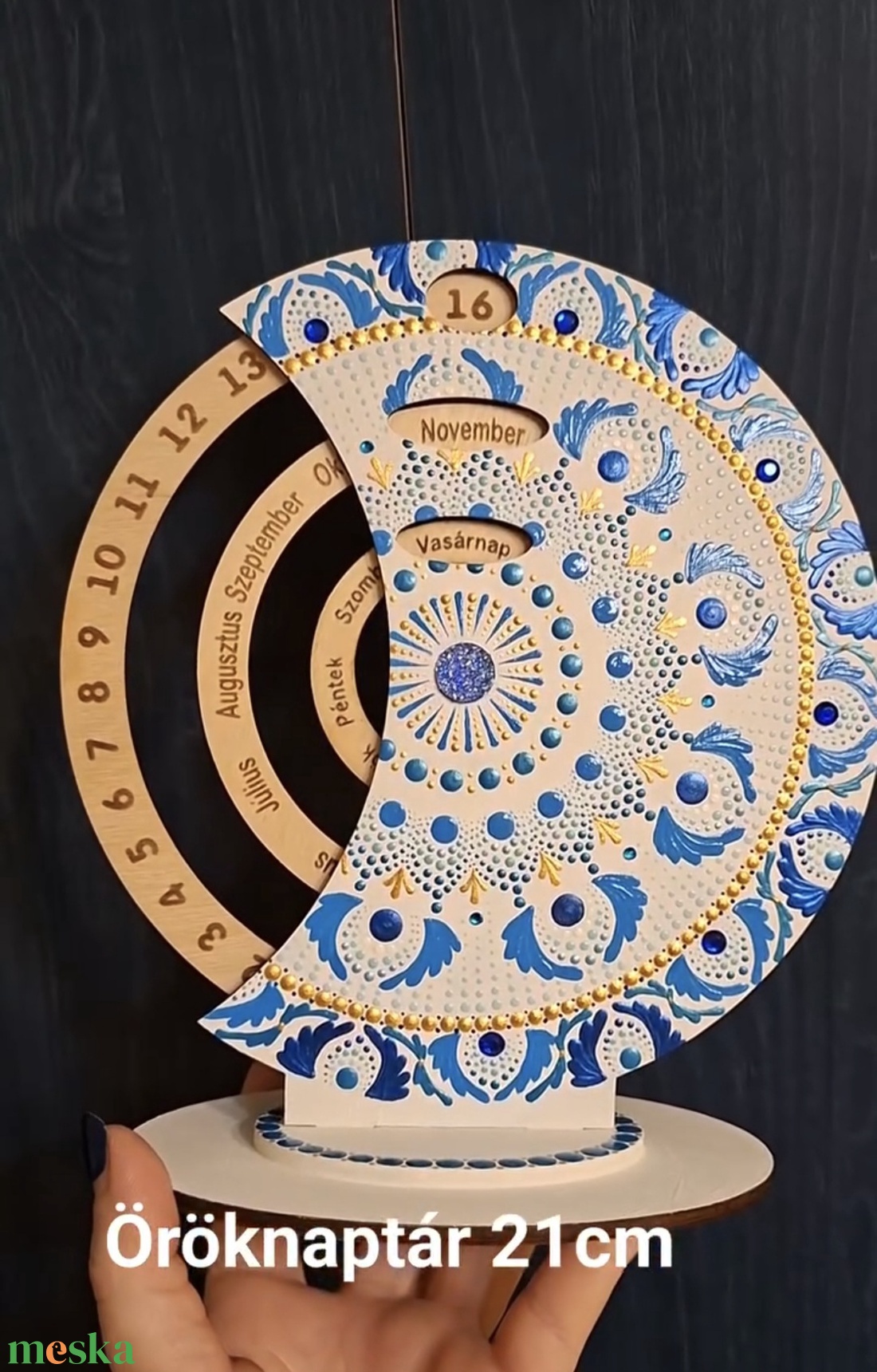 Öröknaptár 21cm kék-arany mandala mintával fehér alapon - otthon & életmód - dekoráció - fali és függő dekoráció - falinaptár & öröknaptár - Meska.hu